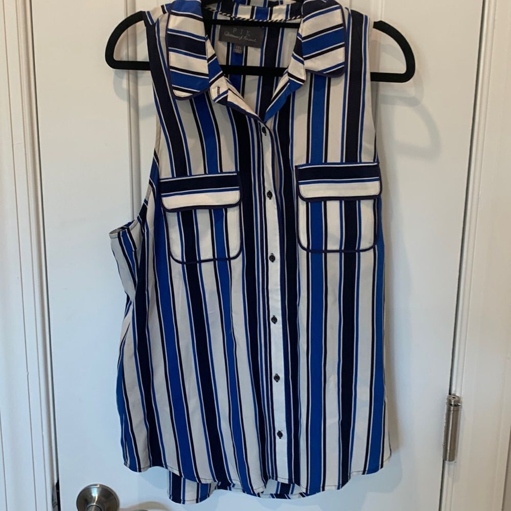 Patterson J. Kincaid 100% silk top